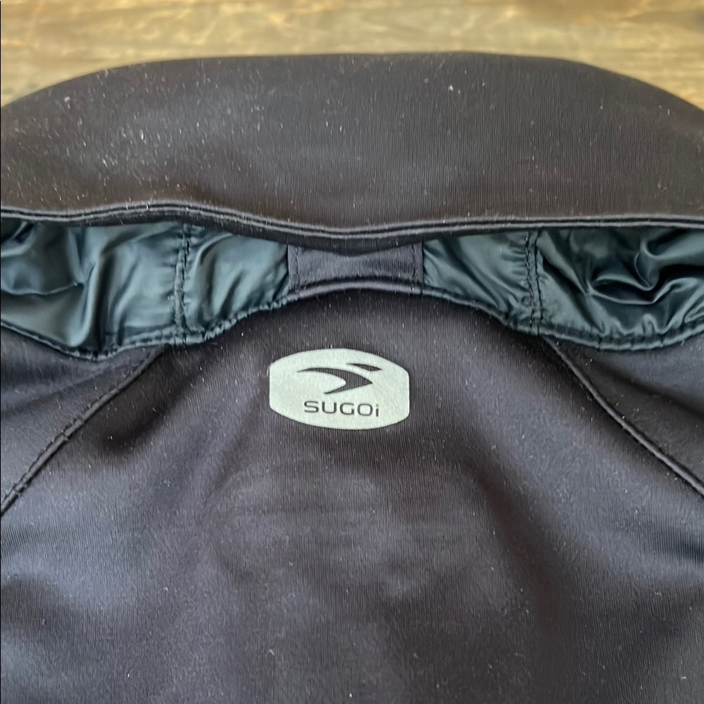 Sugoi Black Performance Jacket With Reflective Ac… - image 6